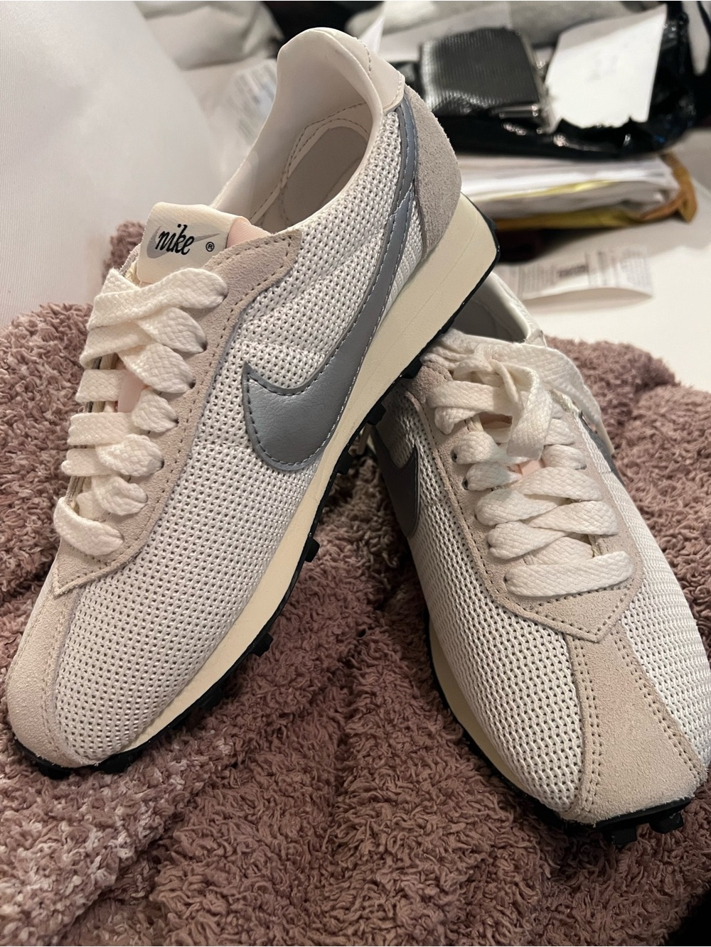 NEW Nike LD 1000 Women’s Sneakers - Picture 6 of 7